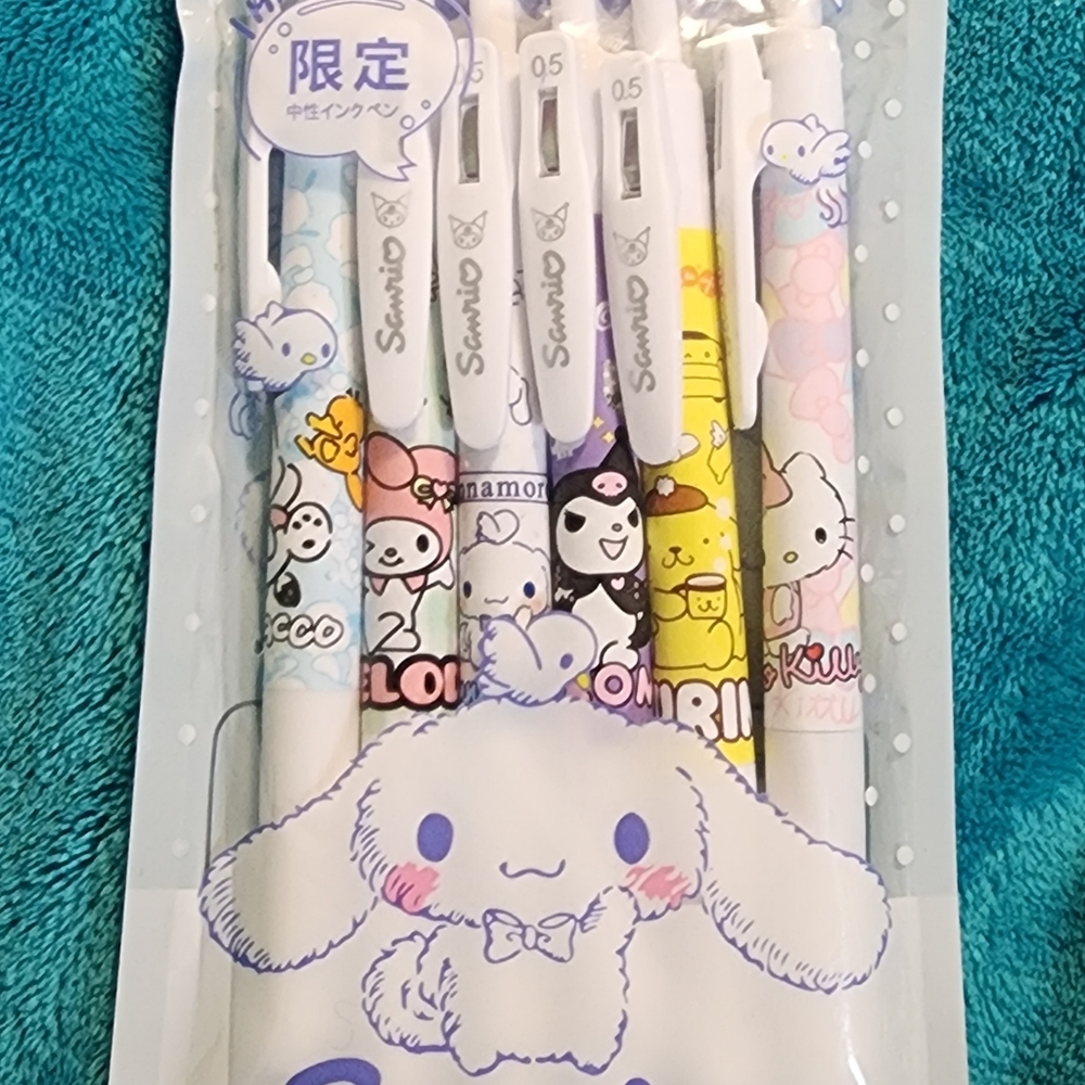 Set of six sanrio kawaii gel pens hello kitty and friends kuromi cinnamoroll